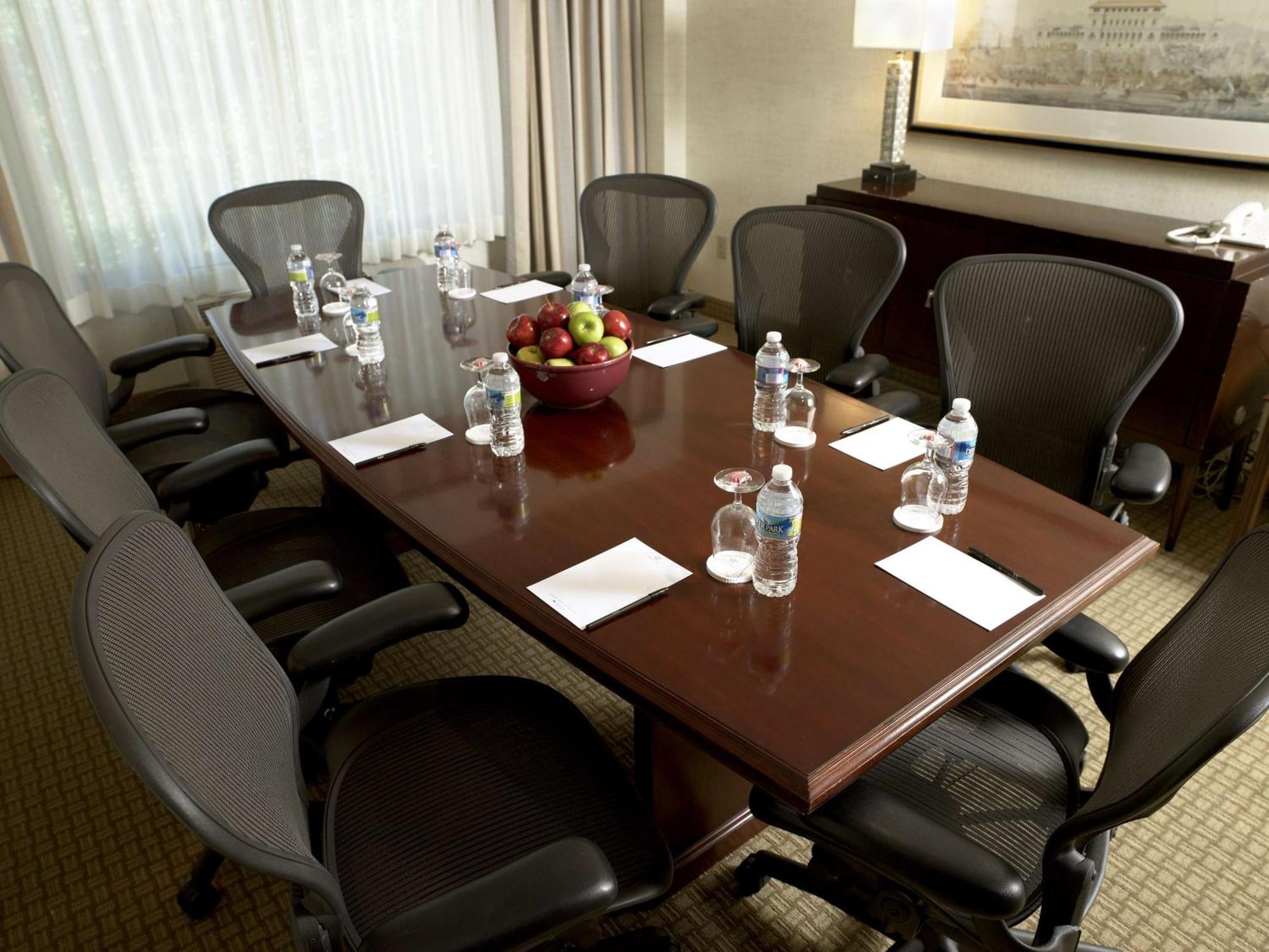 Doubletree By Hilton Charlotte Airport Exterior foto